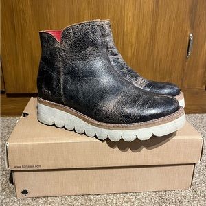 Bed Stu Cobbler Series bootie. Size 7.5 US.